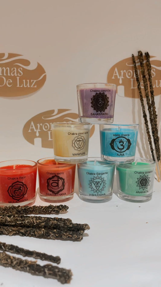 Armoniza tu espacio con nuestras exclusivo set de mini velas de los 7 chakras